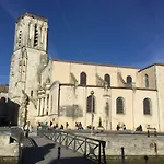 Apartment Centre Pres Du Port Avec Parking Et Wifi La Rochelle (Charente-Maritime)