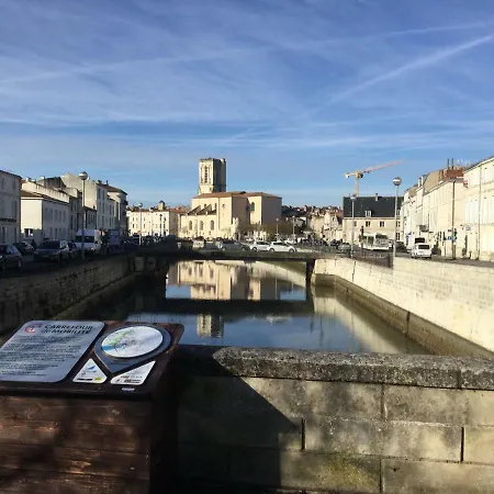 Centre Pres Du Port Avec Parking Et Wifi La Rochelle (Charente-Maritime)