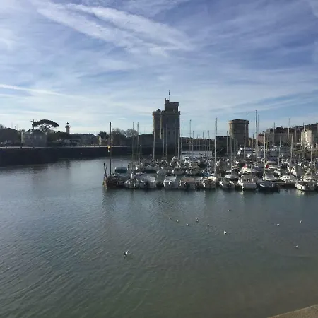Apartment Centre Pres Du Port Avec Parking Et Wifi
